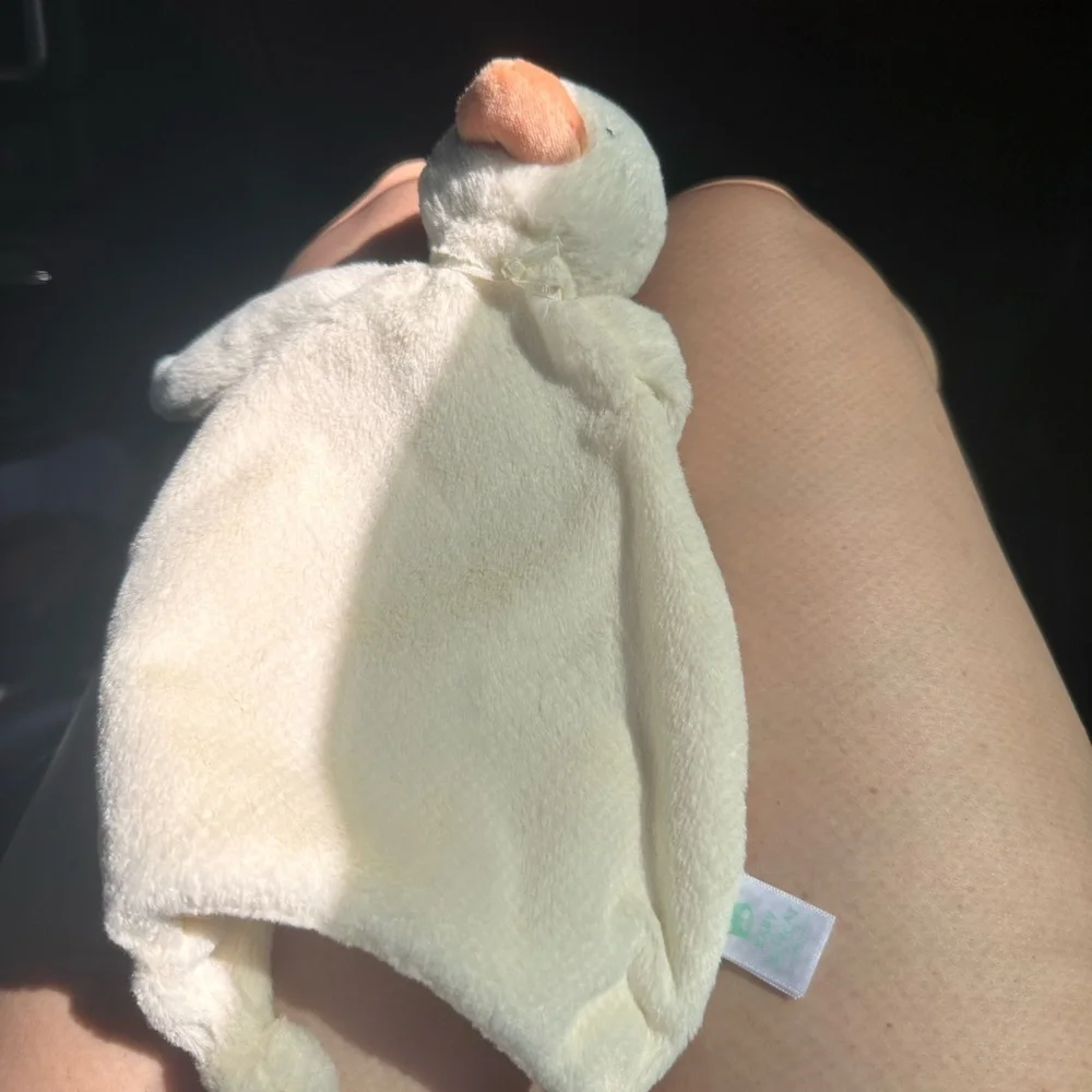 🐥 Jellycat Cream Plush Cuddle Duck Toy